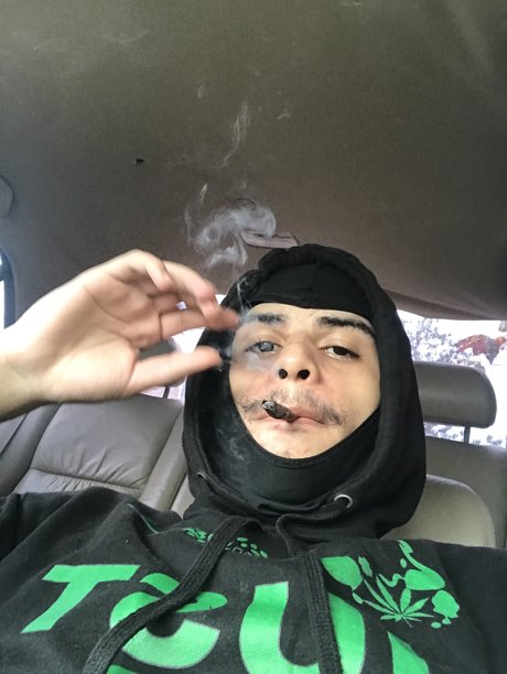 B Dot model perfect pics