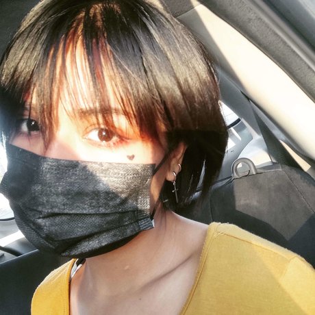 Ice Linn xxx actress gallery