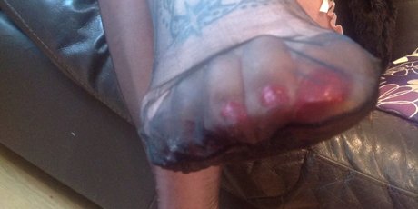 Lady nylons pornographic model pic