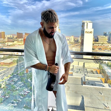 IHNTERNAL actress gallery