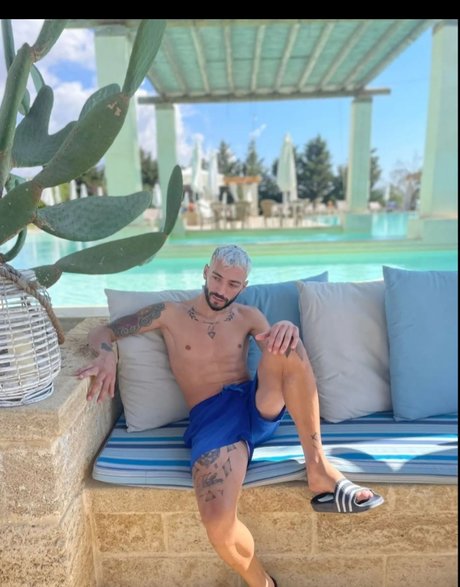 CArroZZONE pornstar hot pictures