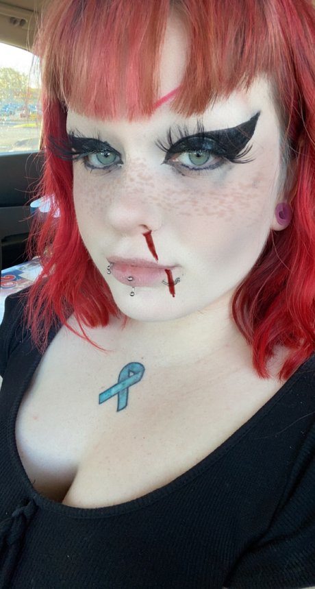 Indicaa Devine pretty star img