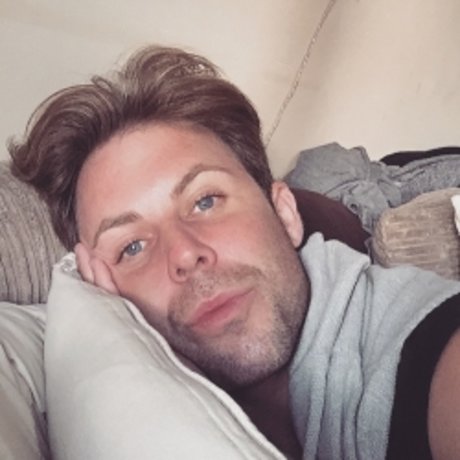 George Scott star top photo