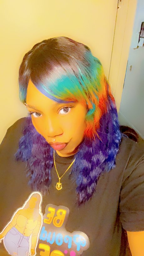 Mrs Jones hot model photos