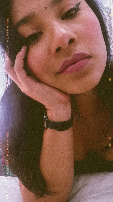 AnnMoss nude pornstar photos