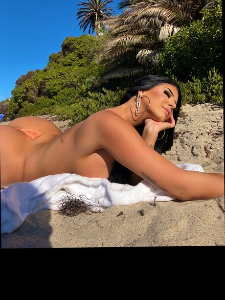 Taylor Nicole sex model photo