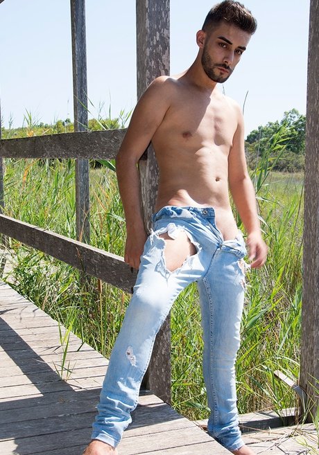 Miquel Duque hot actress pics