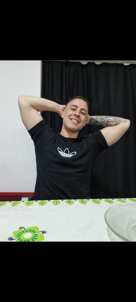 Braiianac pornstar adult pic