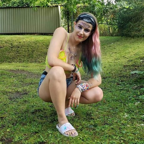 Ravebae709 actress photo