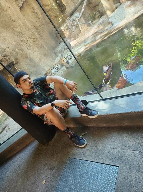 Mr bueno star nude pic