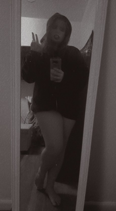 Milly Charlotte Rose top actress picture