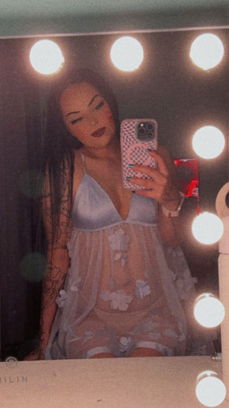 Tiny Meeks pornographic actress images