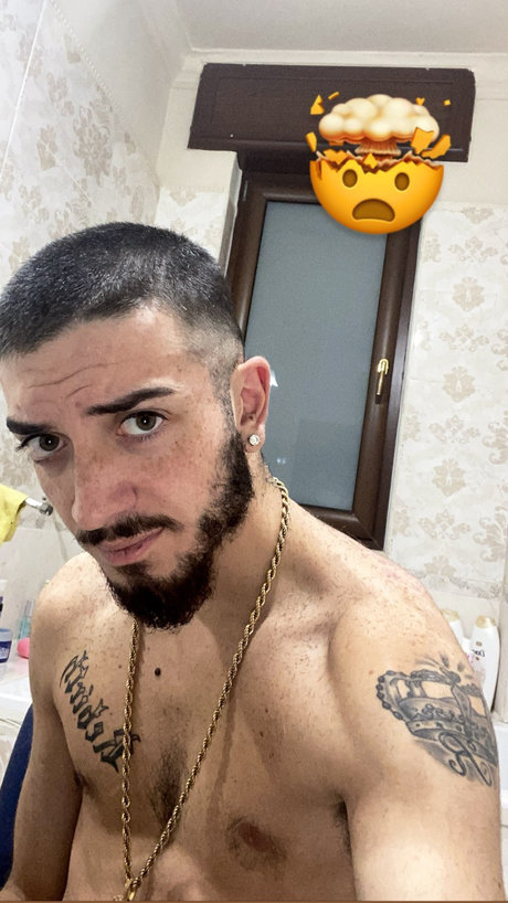 ONAN99 erotic actress image