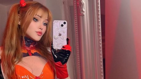 Holly Violet model nice photos