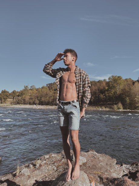 Hugo Dubois beautiful actress gallery