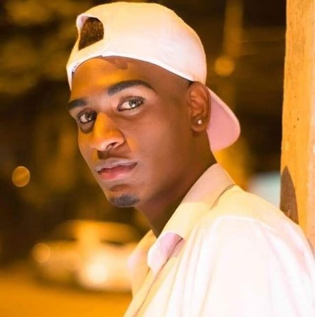 Sebas Zuluaga star exclusive photo