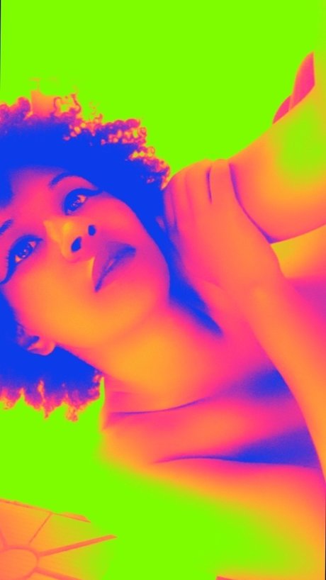 SheGhosts_ model sex images