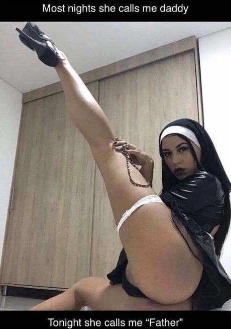 satan s submissive freak_ top star photo