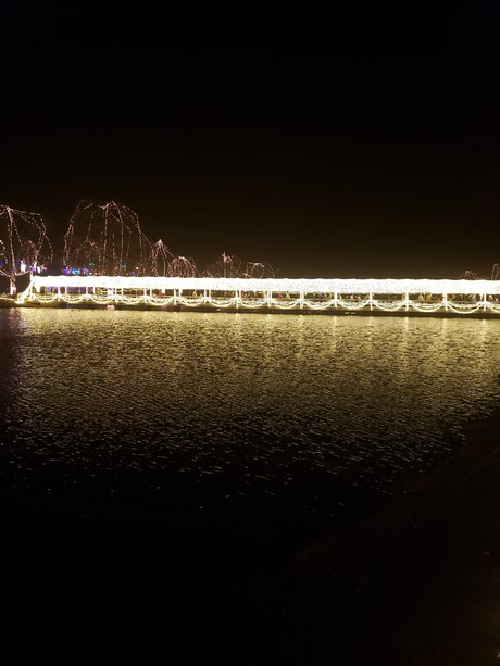 Maxwell Hyde high quality actress pictures