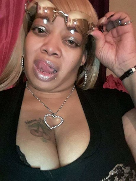 Reddbonekumwithme art star images