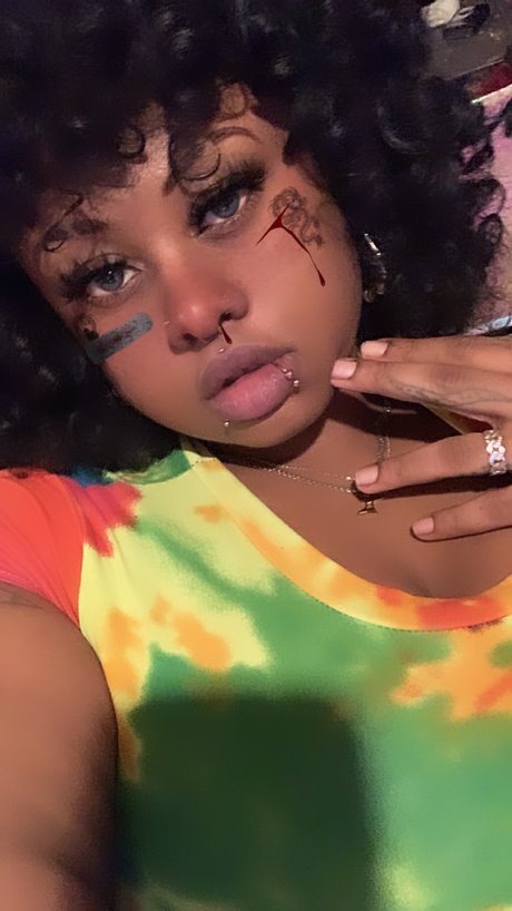 The Masked Jinx model nudes picture