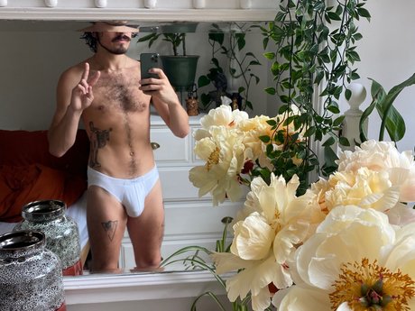 The Last Melon star naked pic