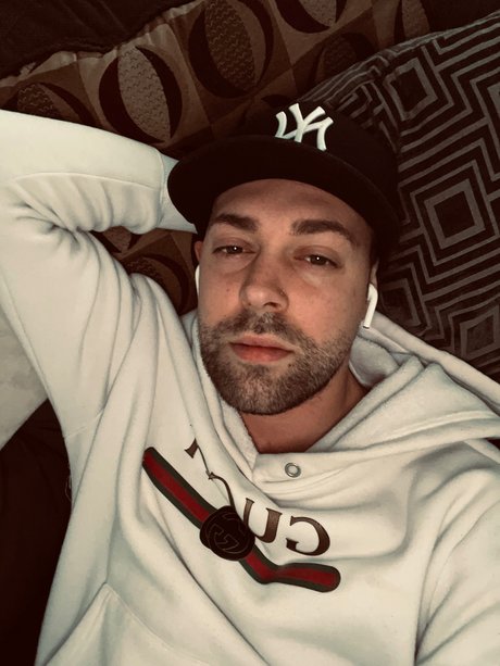 Justin Boltz naked star pics