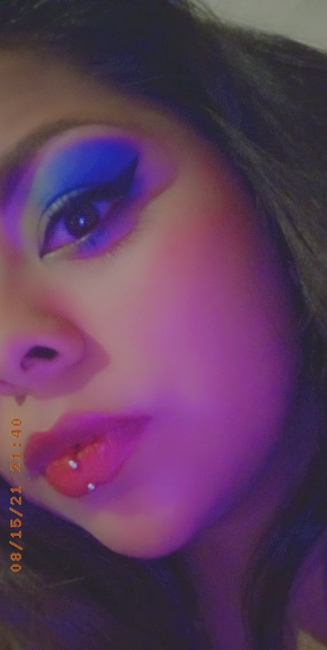 Yotz Marin model images