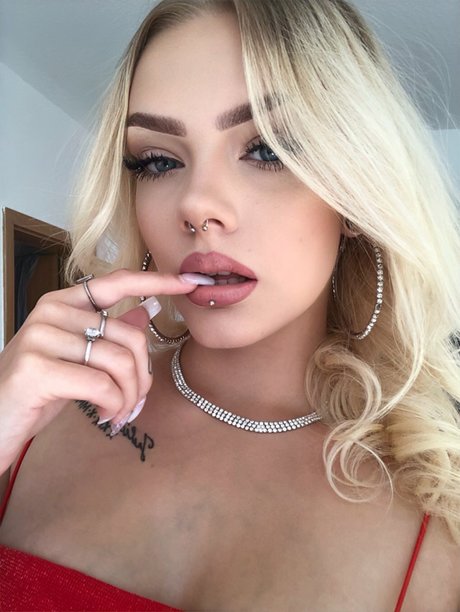 Crazy stuff von Pia_ pornstar sexy photos