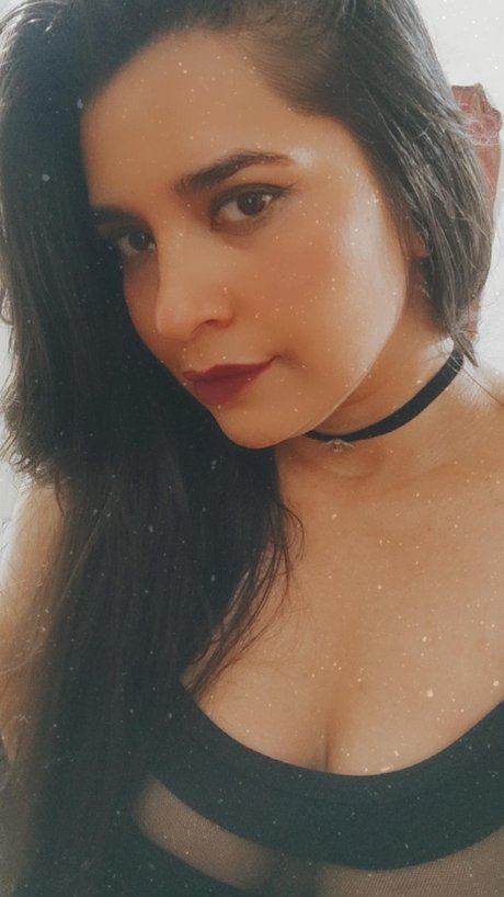 Ailen Assid pretty pornstar pics