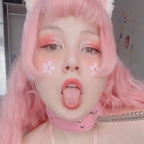 _CreamyHoneyFREE_ naked model pic