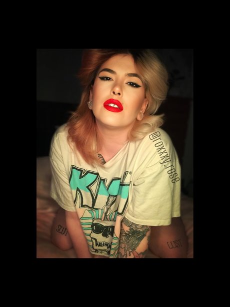 Roxana Rose model hd pics