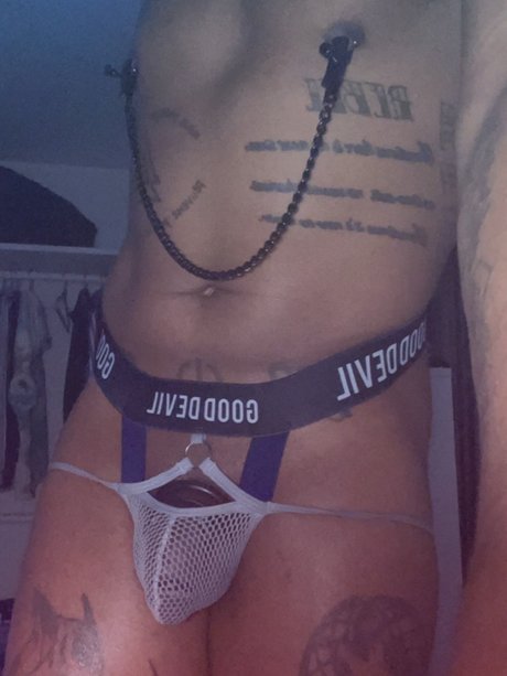 Jorda XY exclusive star pic