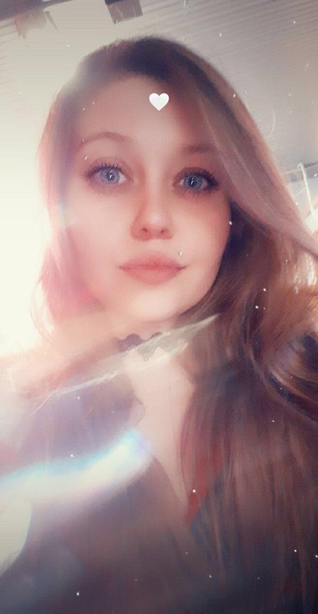 Lillith Eris porn model image