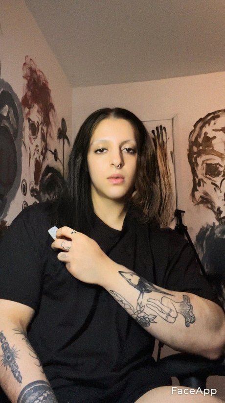 tarnishedsis xxx model picture