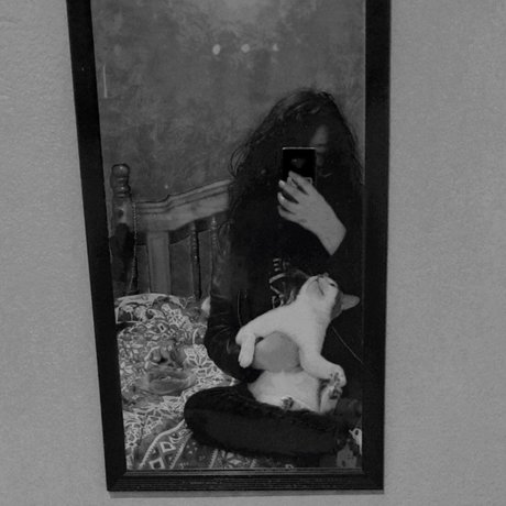 Deni Hern exclusive star pic