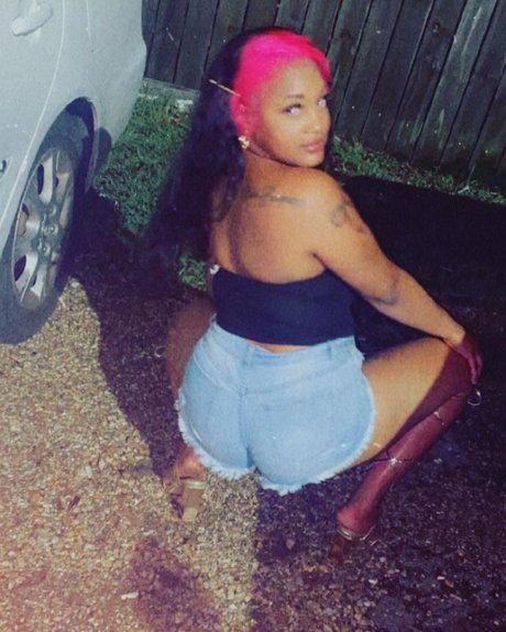 Barbie Bitch pretty pornstar gallery