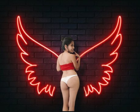 Hania sex model photos