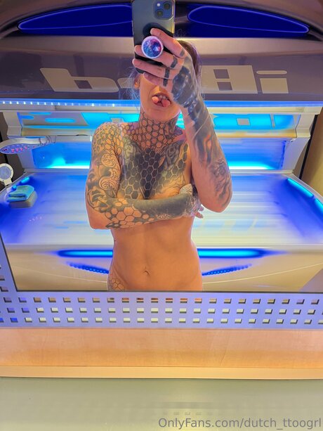 ThatDutchTattooGirl naked model picture
