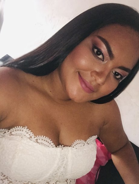 Betsy Rangel xxx model img