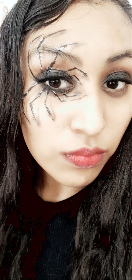 Linda Saldivar pornstar pretty image