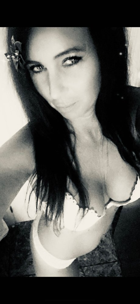 Malin Nilsson sexy actress photos