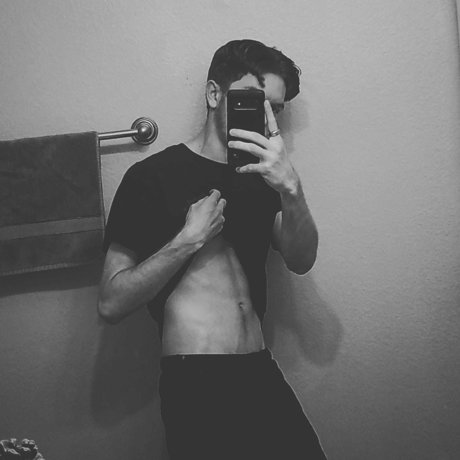 Eddie Dubz nudes actress picture