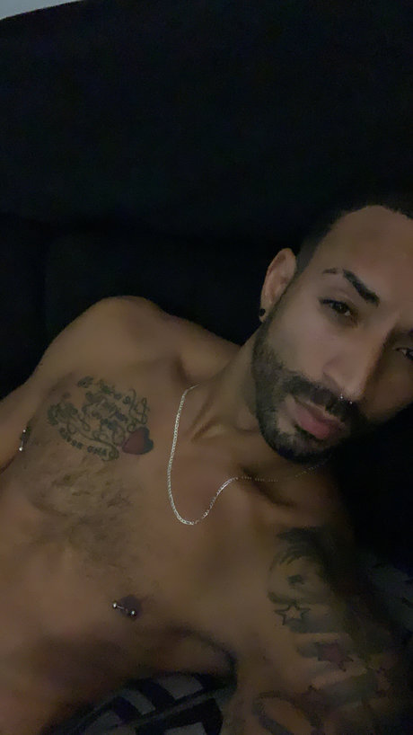 Luigi V naked pornstar images