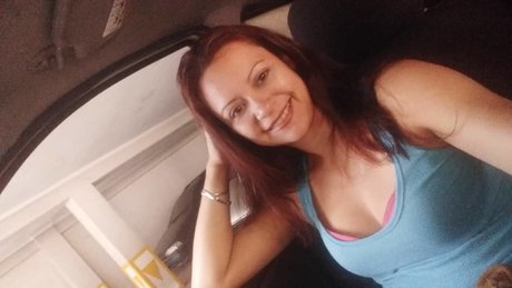 PinkDiamond hot model picture