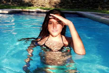 Princess Julia pretty actress gallery