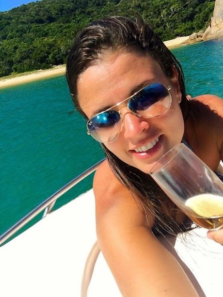 Raphaella Carvalho porn star pic