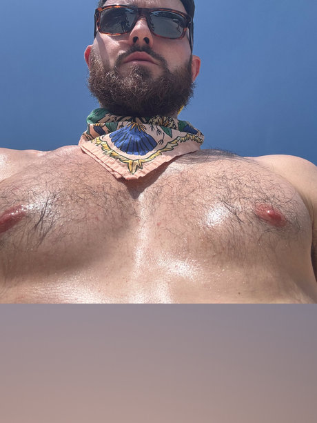 kslot naked actress pictures