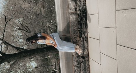 Queen Bee Zelle beautiful pornstar pics