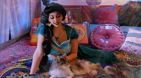 Cat Queen exclusive model gallery